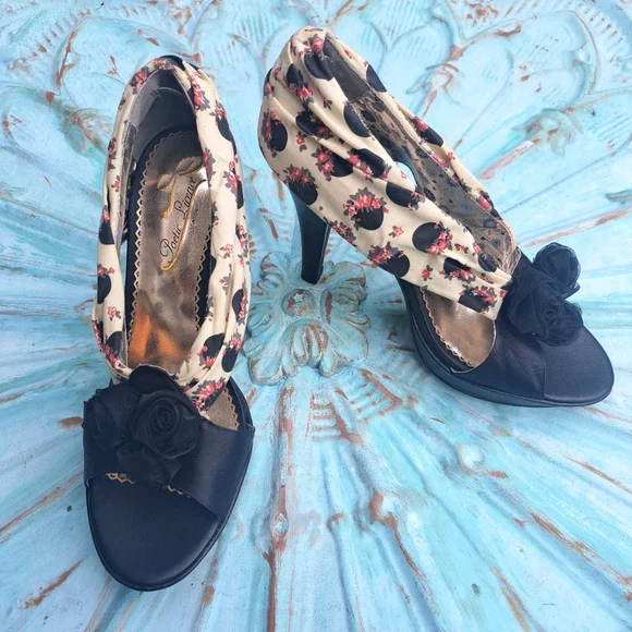 😃Poetic Licence Floral Women's Heels - Picture 1 of 8